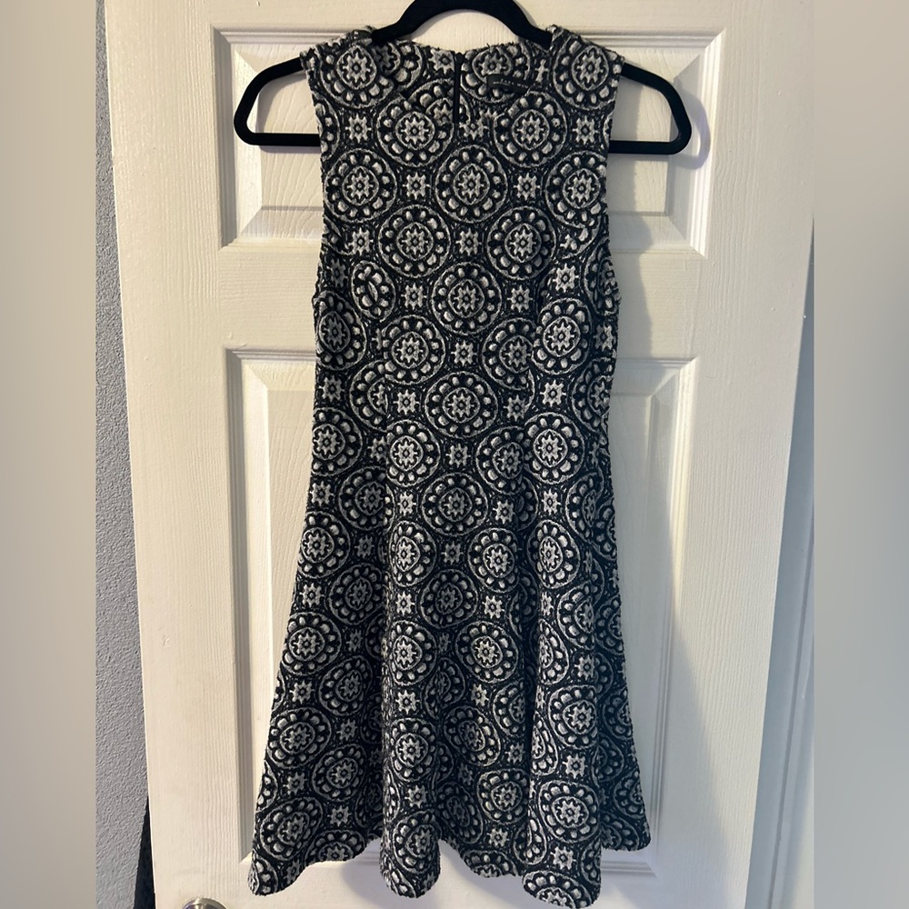 Zara Woman Geometric Floral Sleeveless Skater Dress size medium - Picture 3 of 10